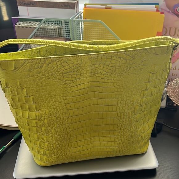 brahmin hobo bag - Picture 4 of 4